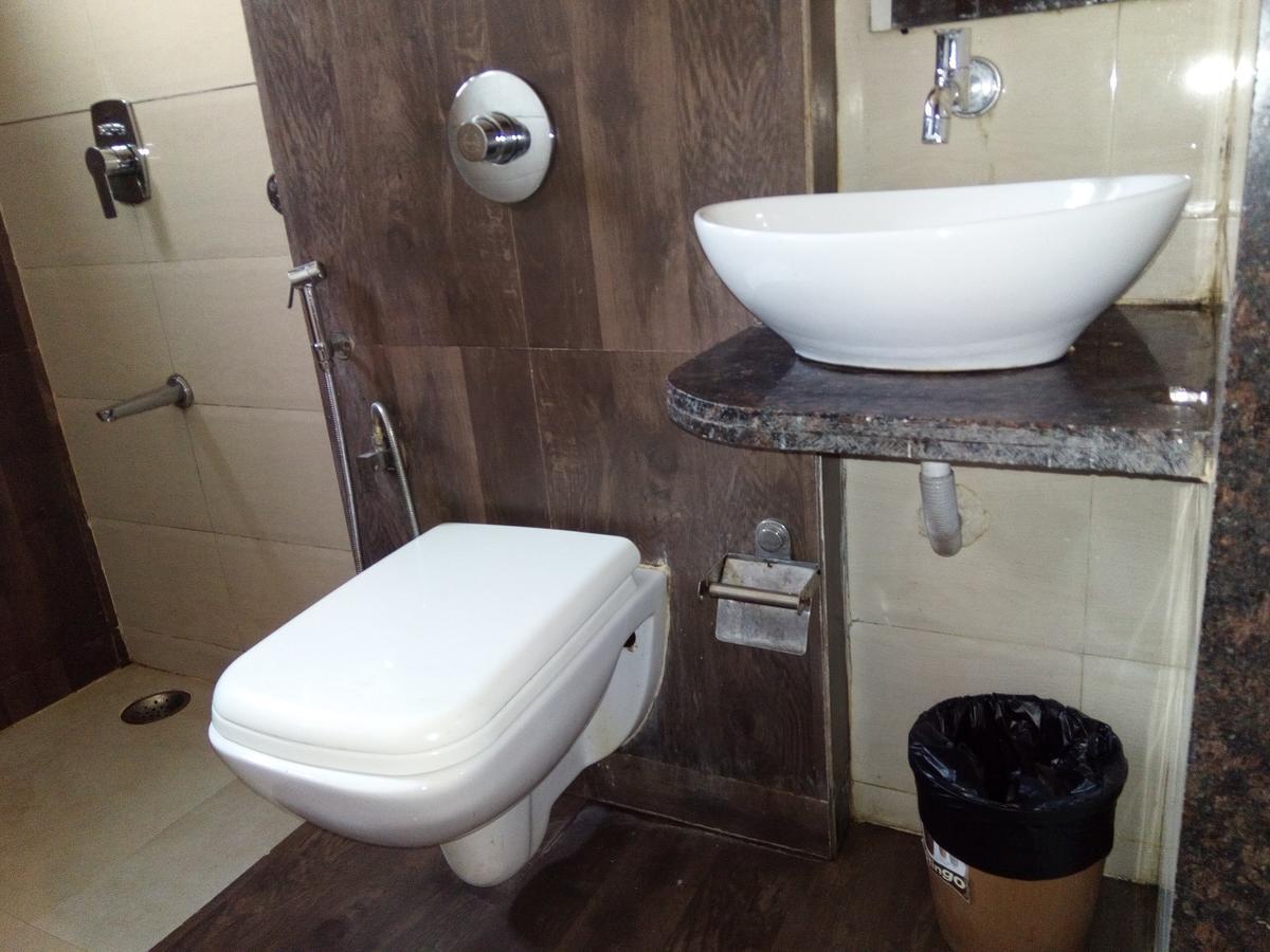 פאנבל Hotel Veer Residency מראה חיצוני תמונה