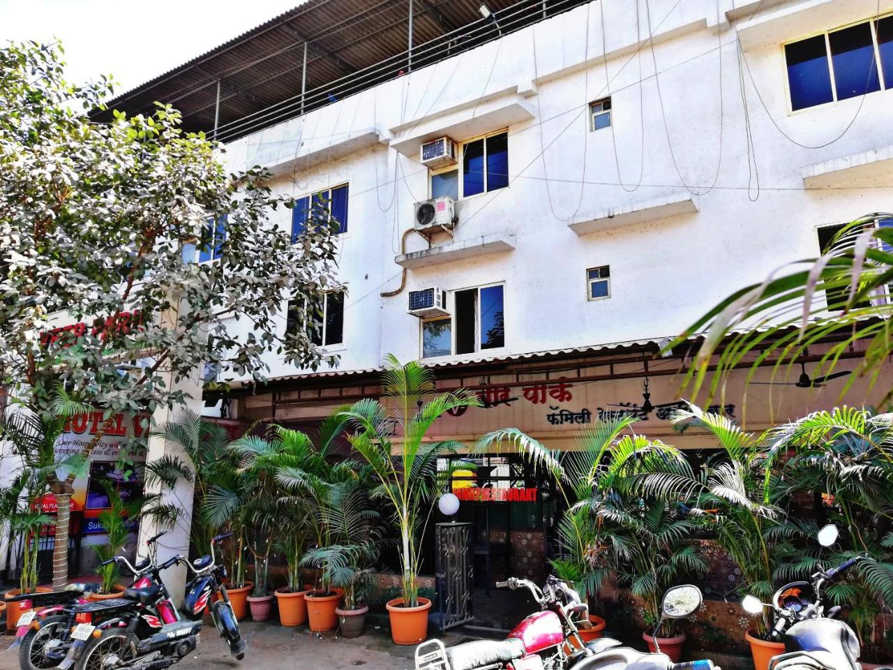 פאנבל Hotel Veer Residency מראה חיצוני תמונה