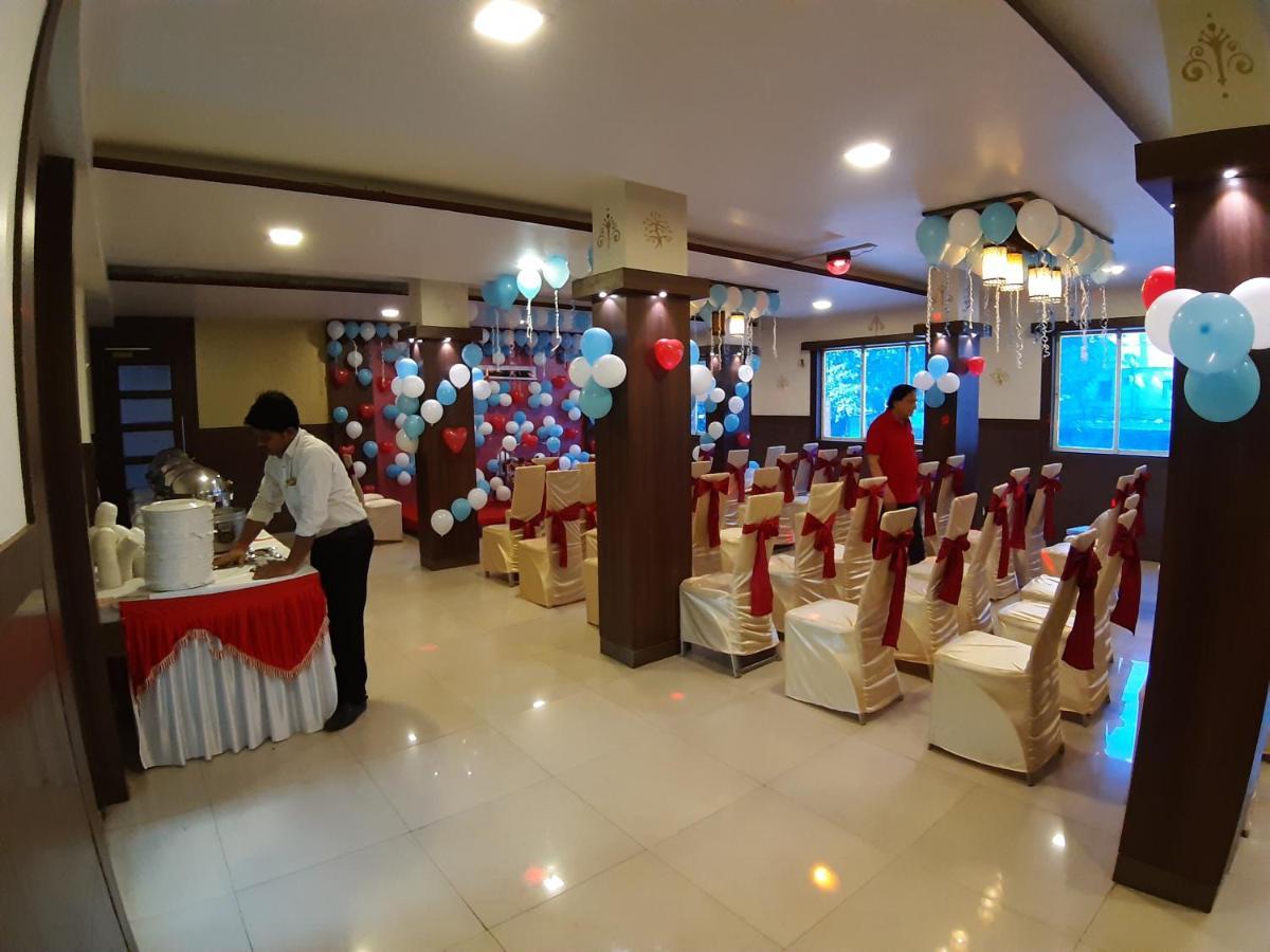 פאנבל Hotel Veer Residency מראה חיצוני תמונה